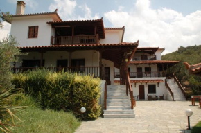 Отель Paradise Studios & Apartments  Коропи